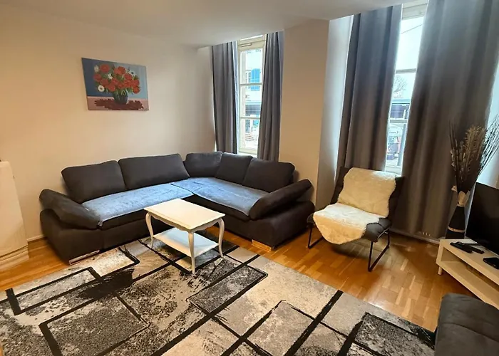 Petit Paradis 74 Grand Rue